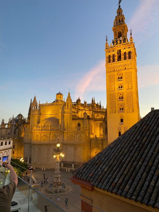 An Indian Bollywood Sevilla Experience - For Families, Couples & Business Trips Eksteriør billede